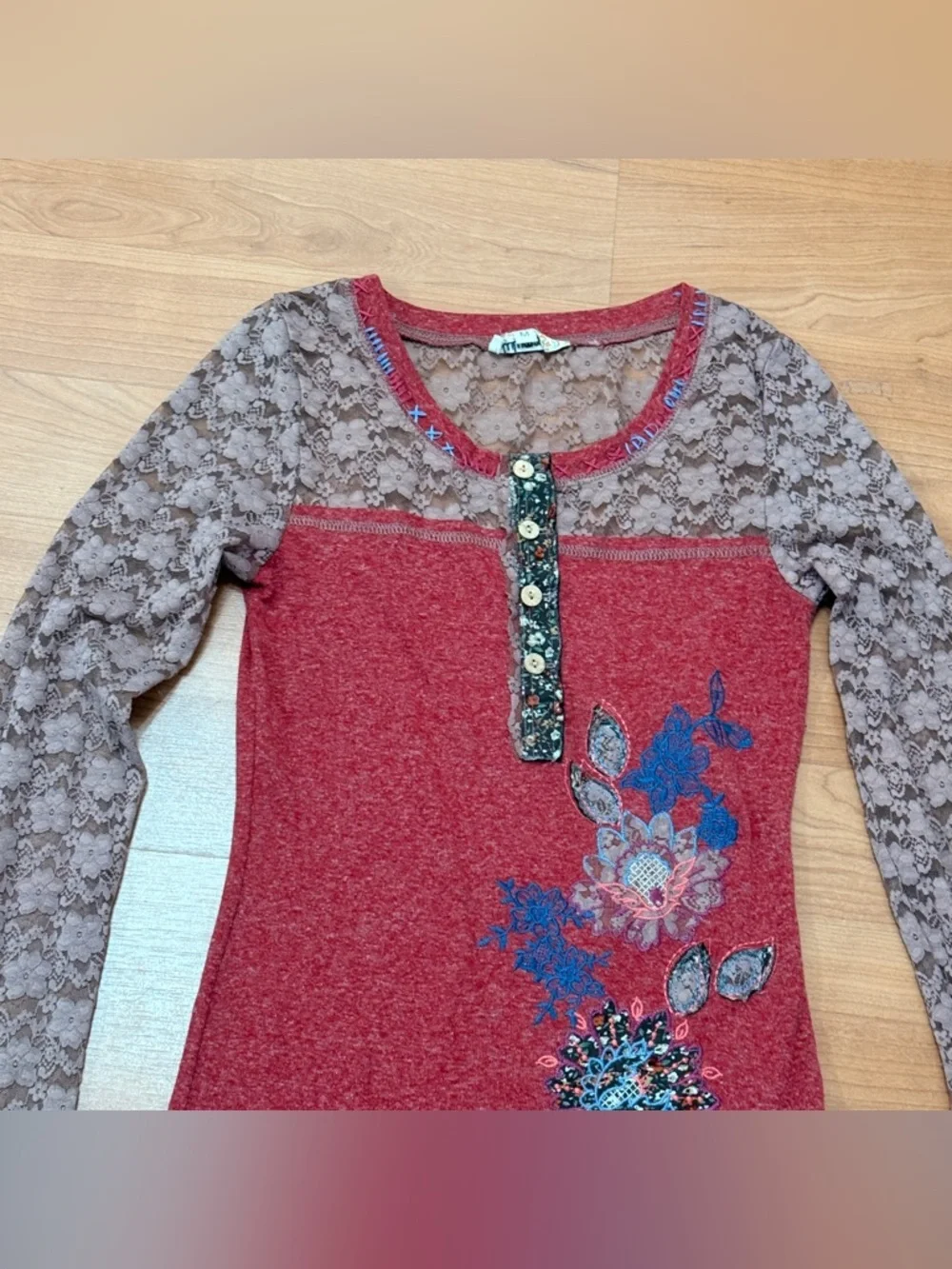 Lulumari Girls Pin Long Sleeve Dress - Lace Yoke & Blue Floral Appliqué - Size M